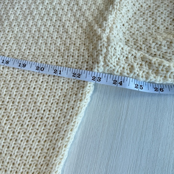 CHUNKY Cable Knit Rollneck Sweater S Cream Beige Drop Shoulder Neutral Casual - Picture 9 of 14